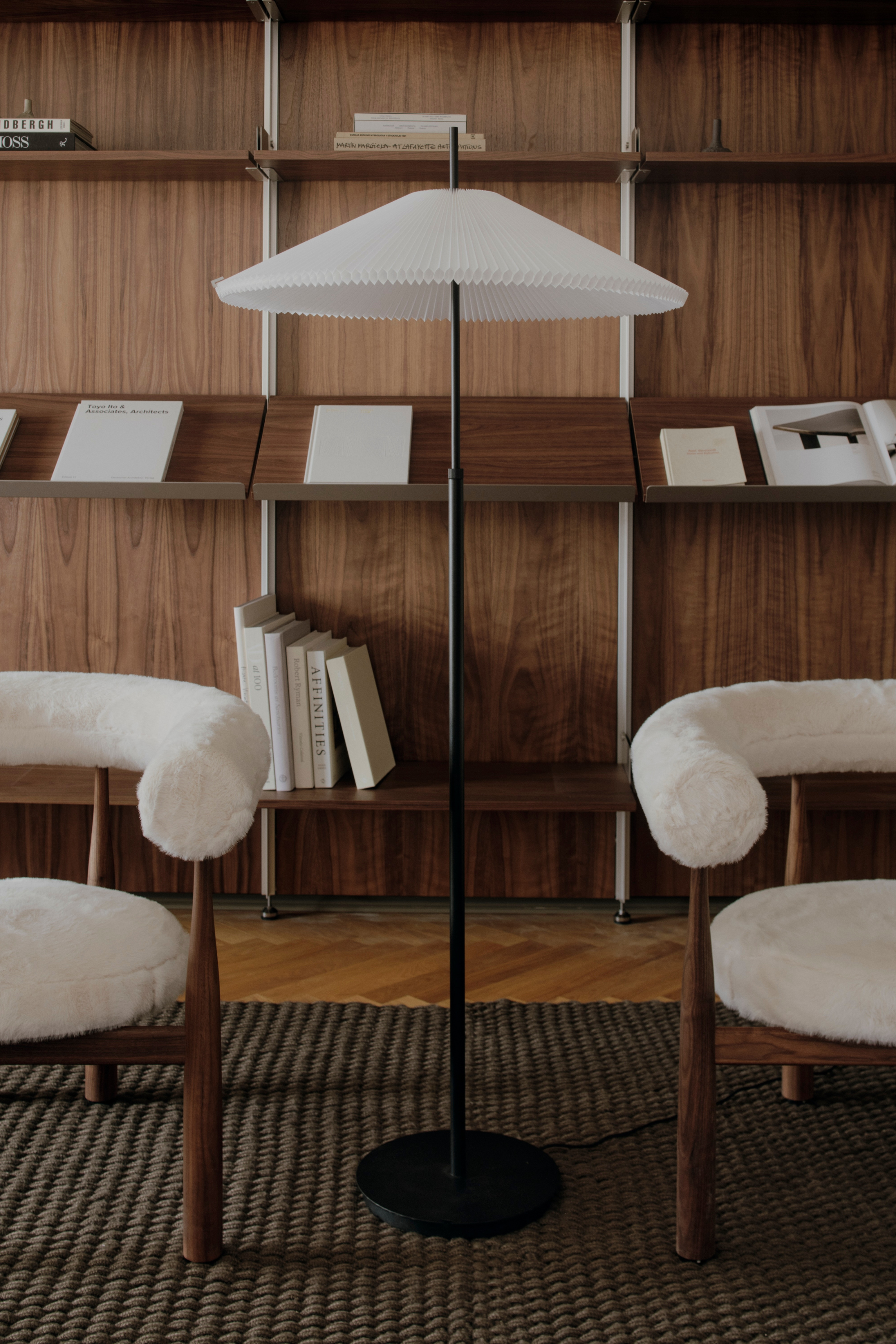 Nebra floor lamp