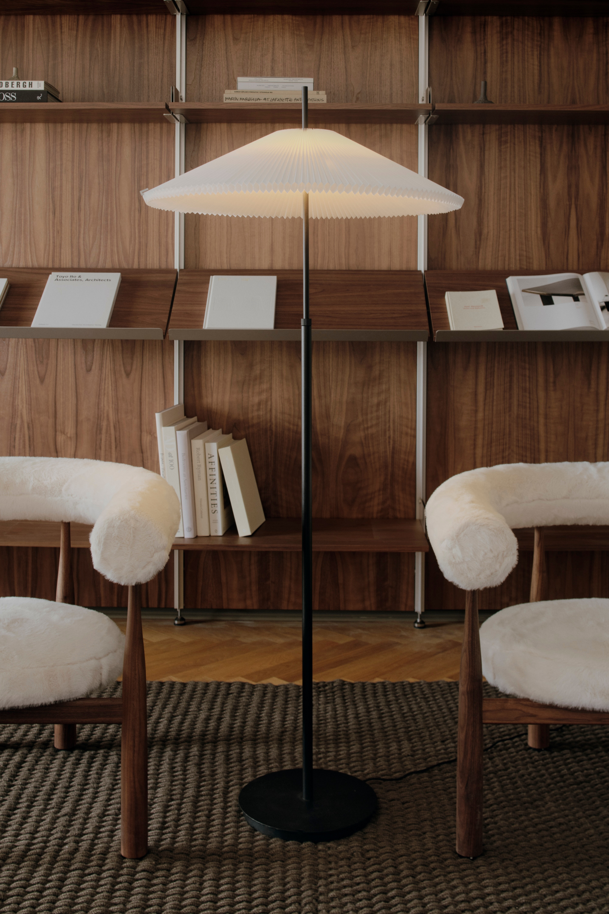 Nebra floor lamp
