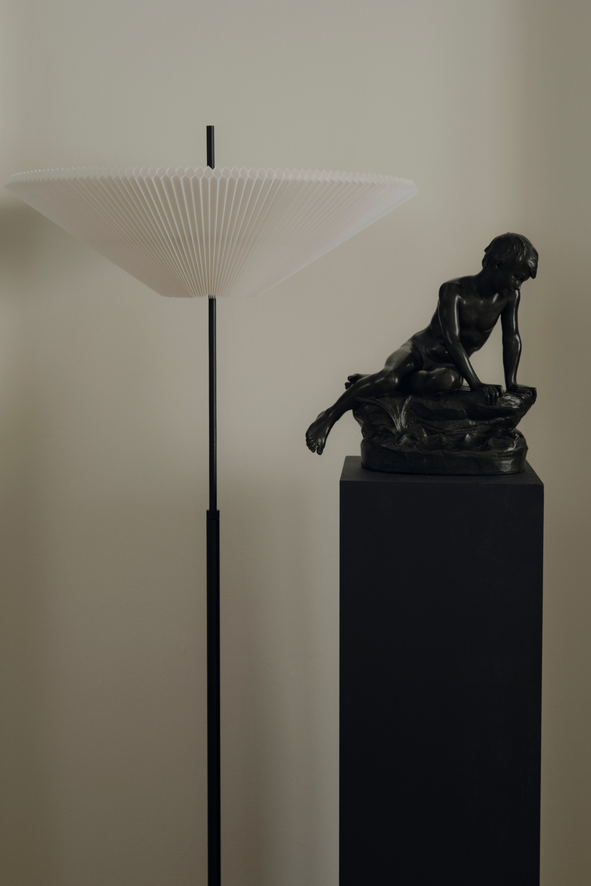 Nebra floor lamp