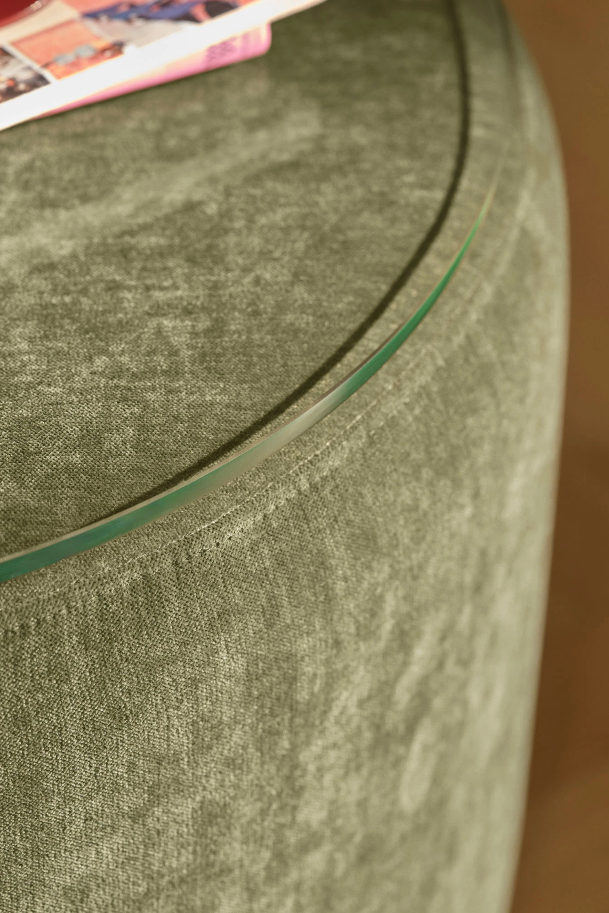 No. 9 Moss Olive puff