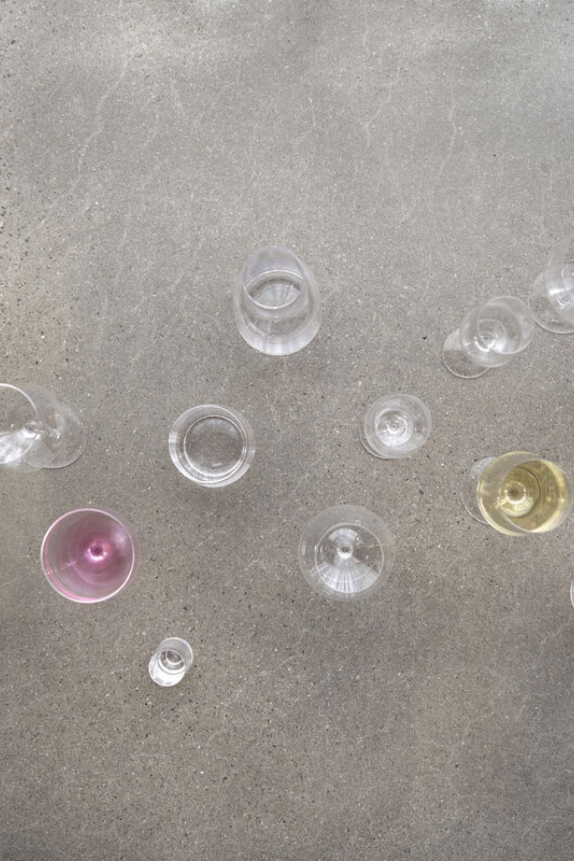 Rocks White wine glass set