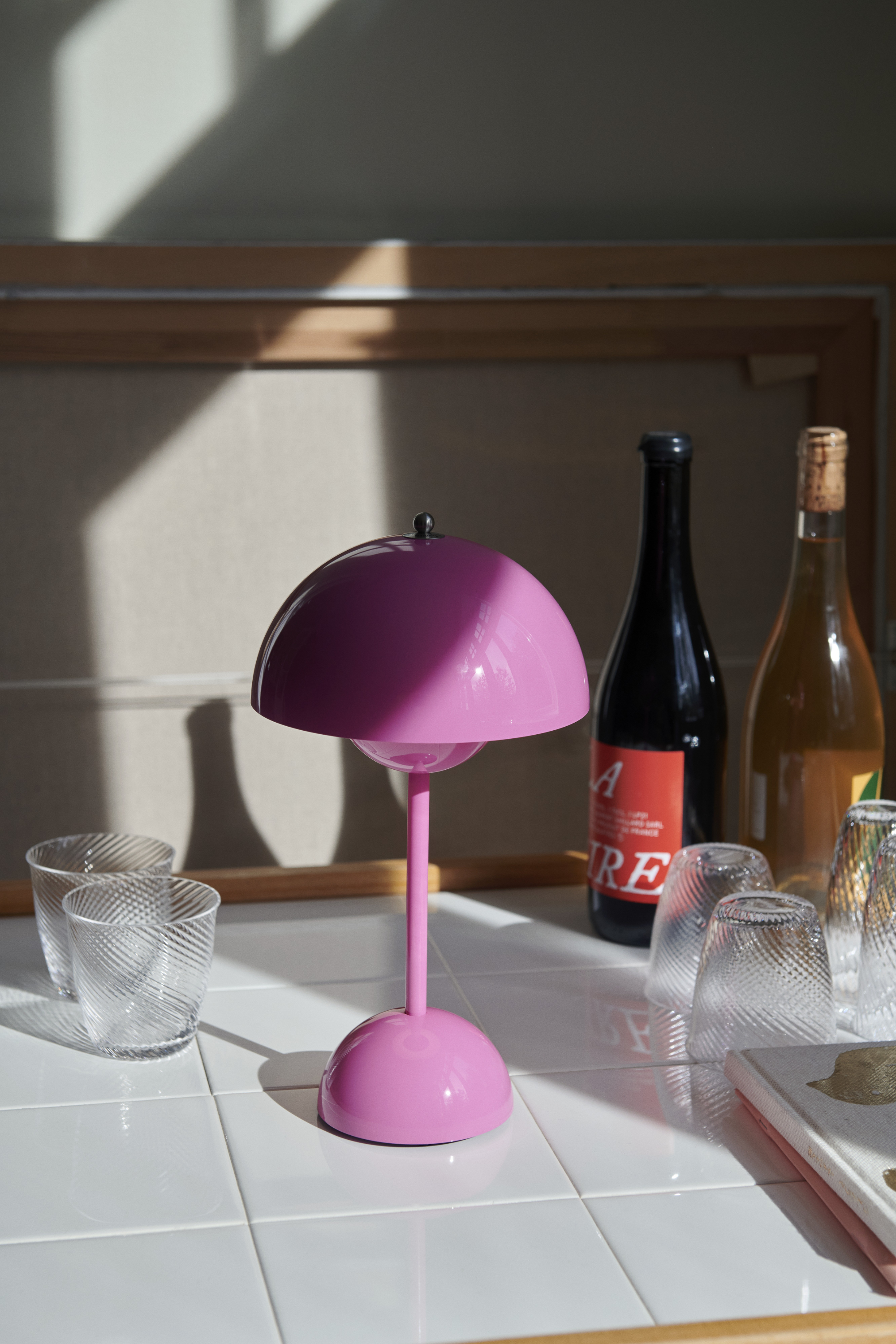 Flowerpot VP9 tangy pink