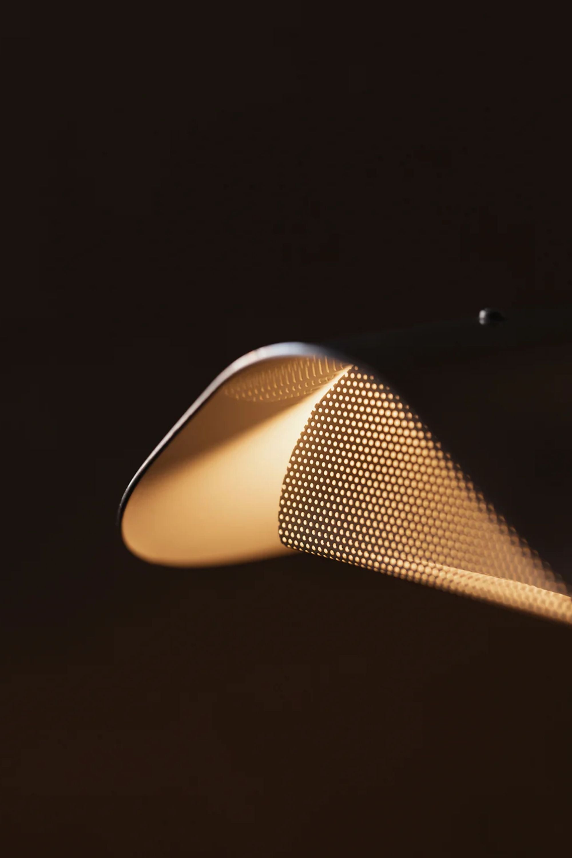 Wing Table Lamp