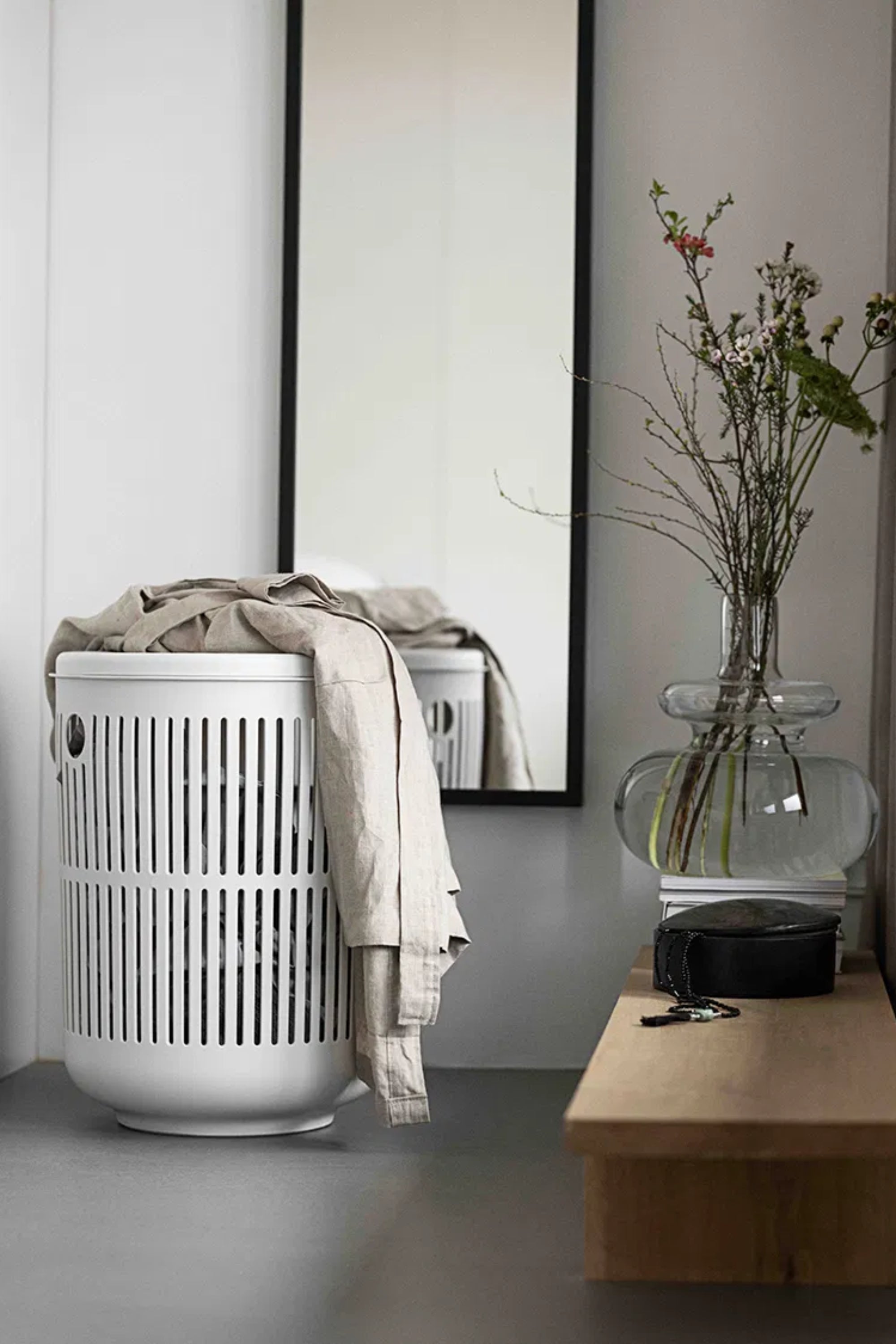 Ume laundry basket white