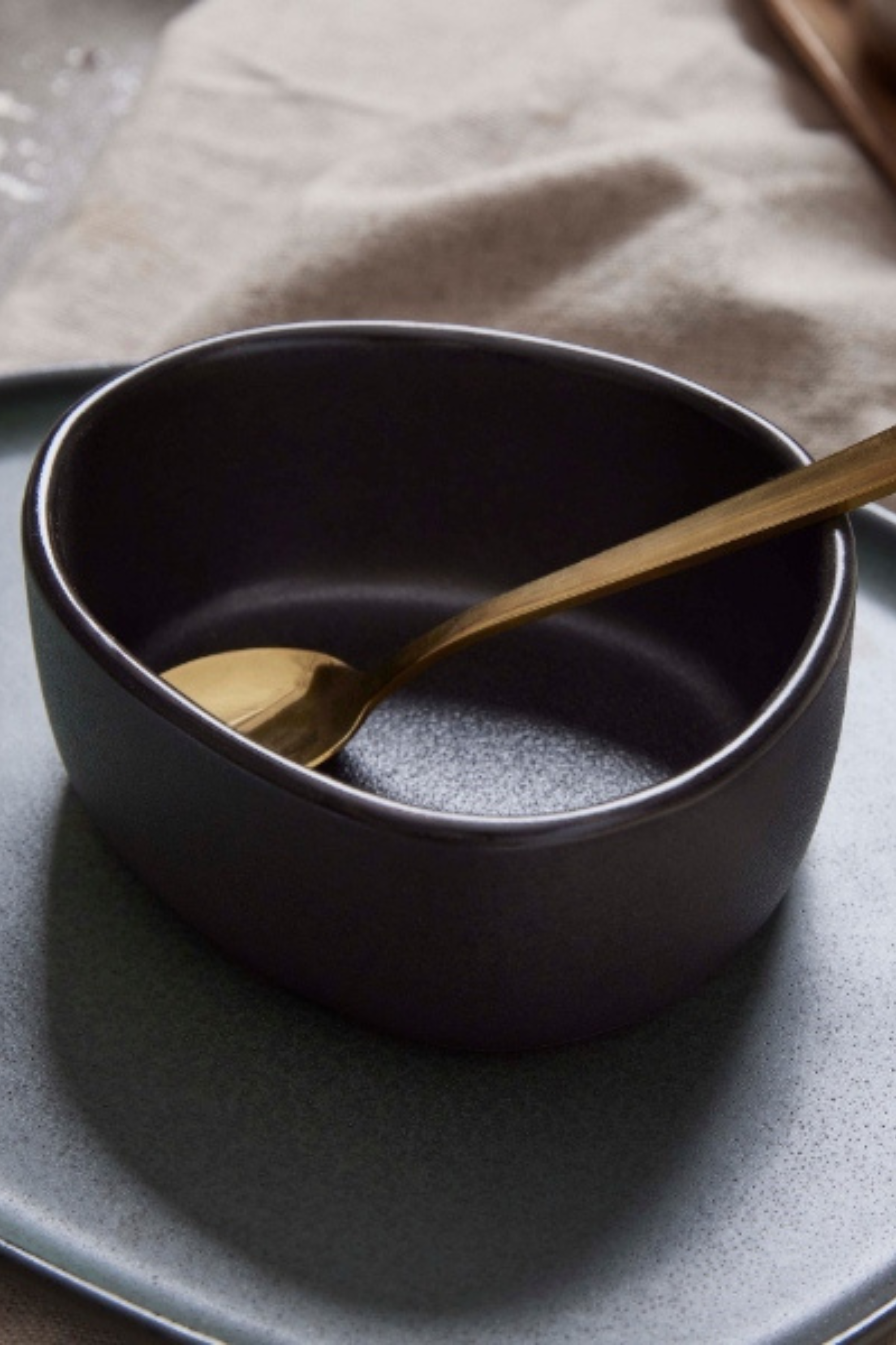 RAW Organic Titán Fekete tál