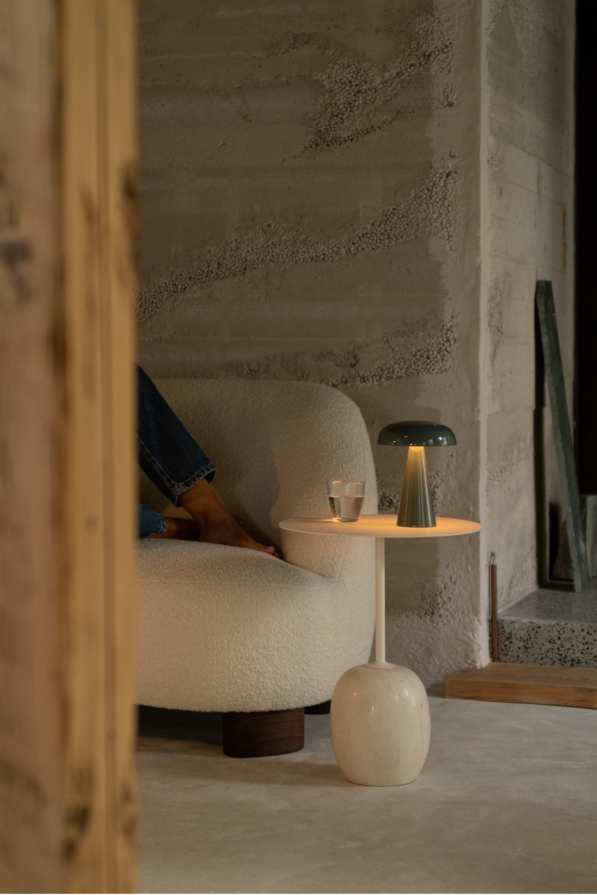 Como Stone Blue portable table lamp