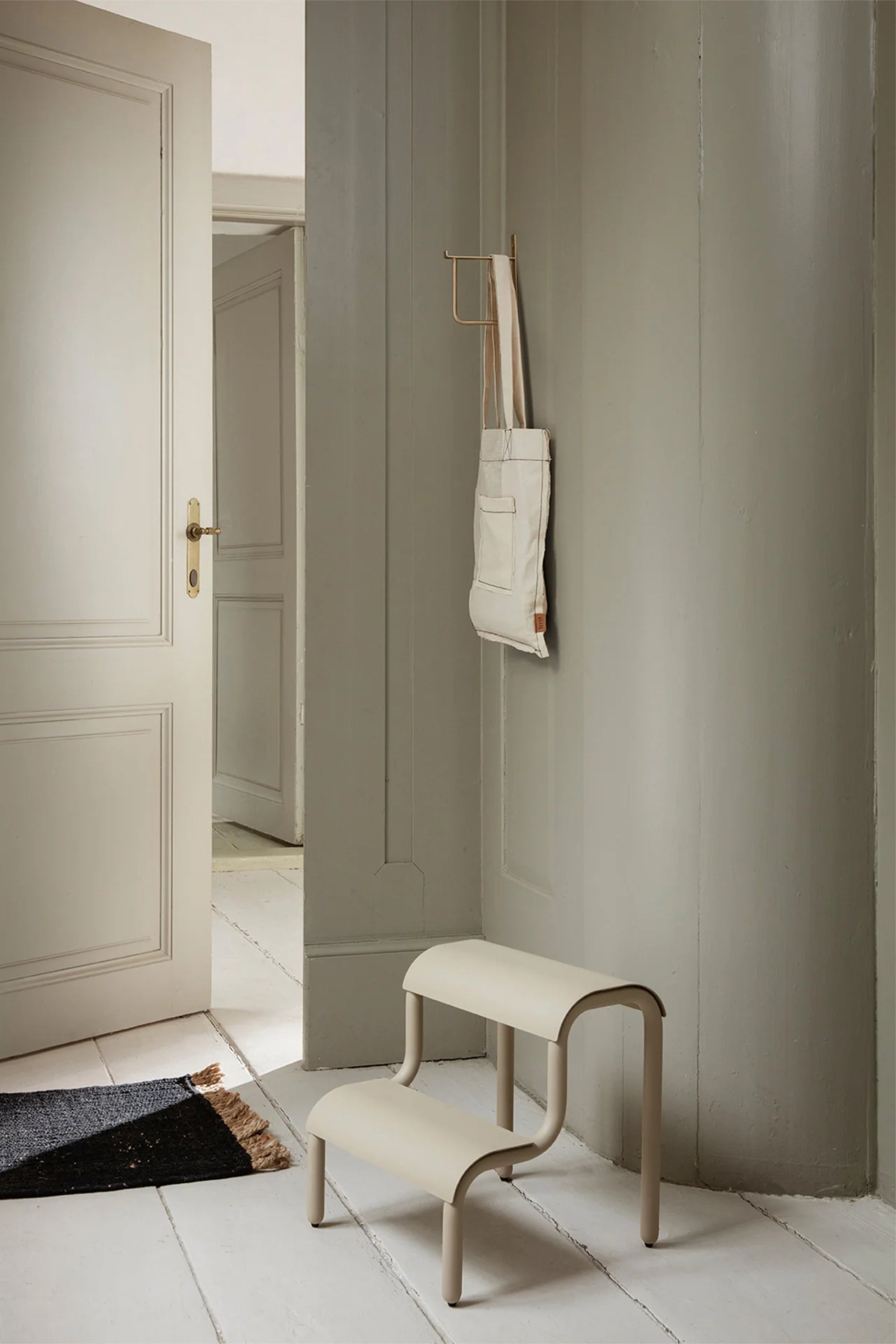 Up Step Stool cashmere