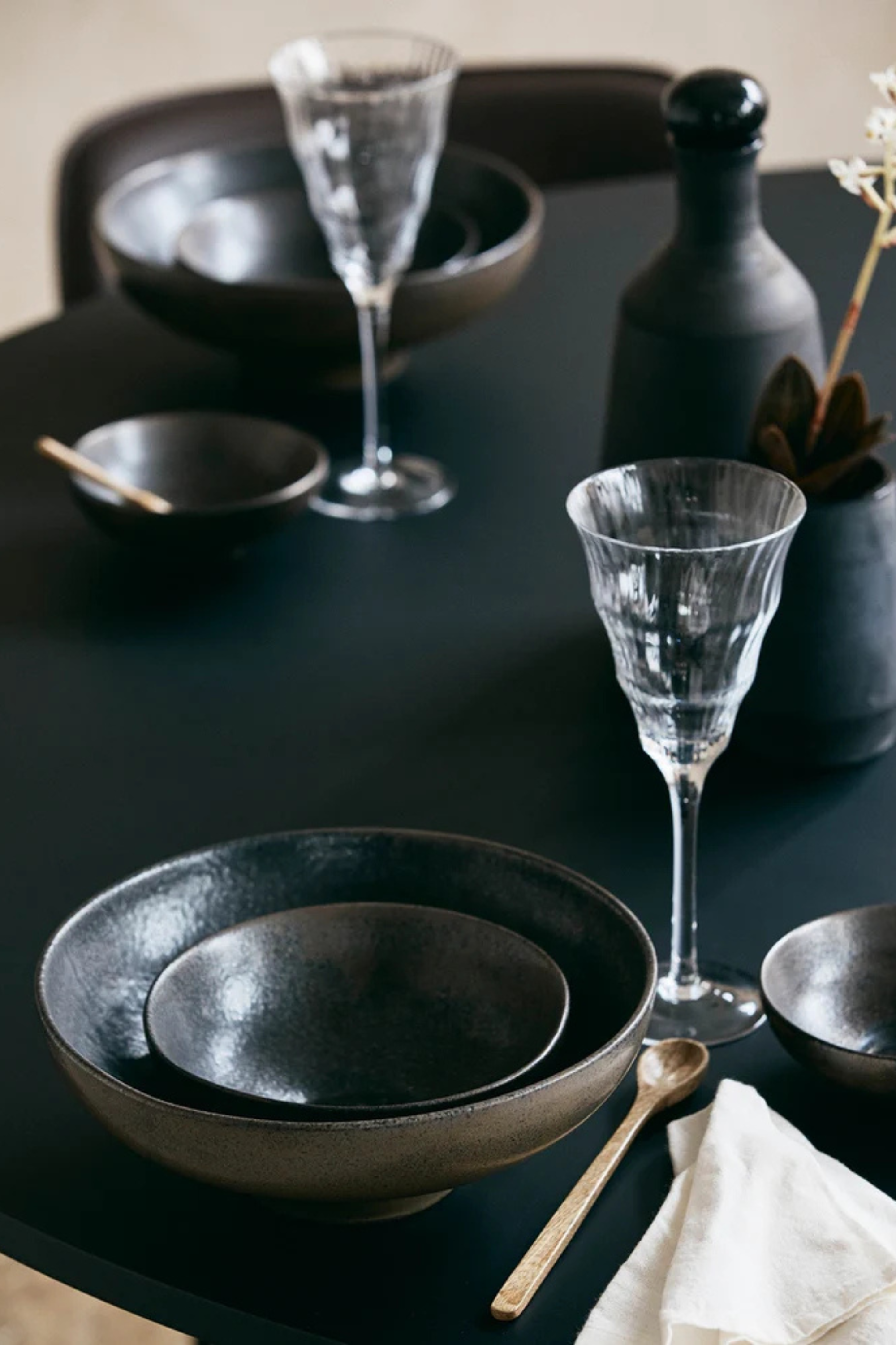 Inez Bowl S, matte black