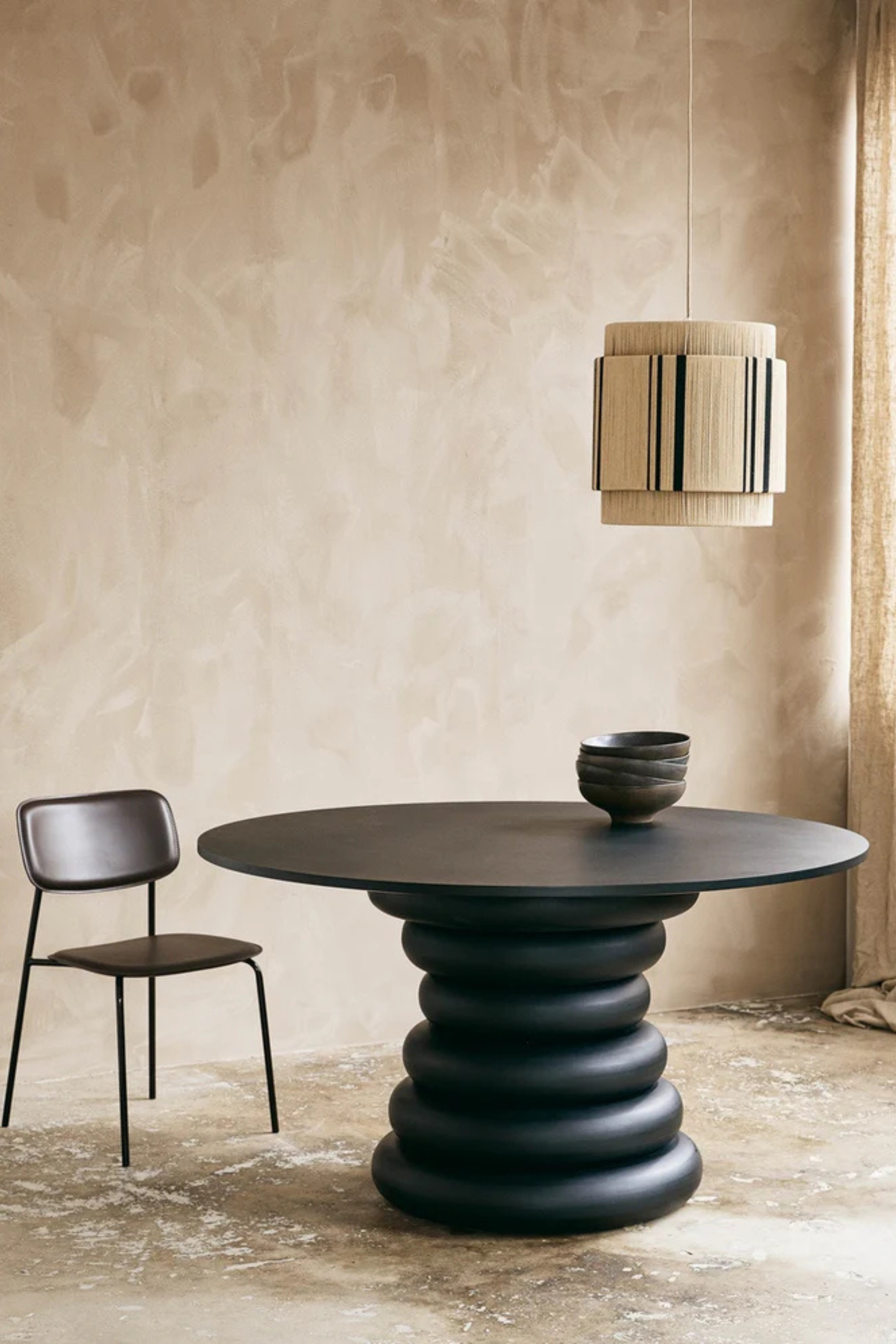 Inez tál, L, matt fekete