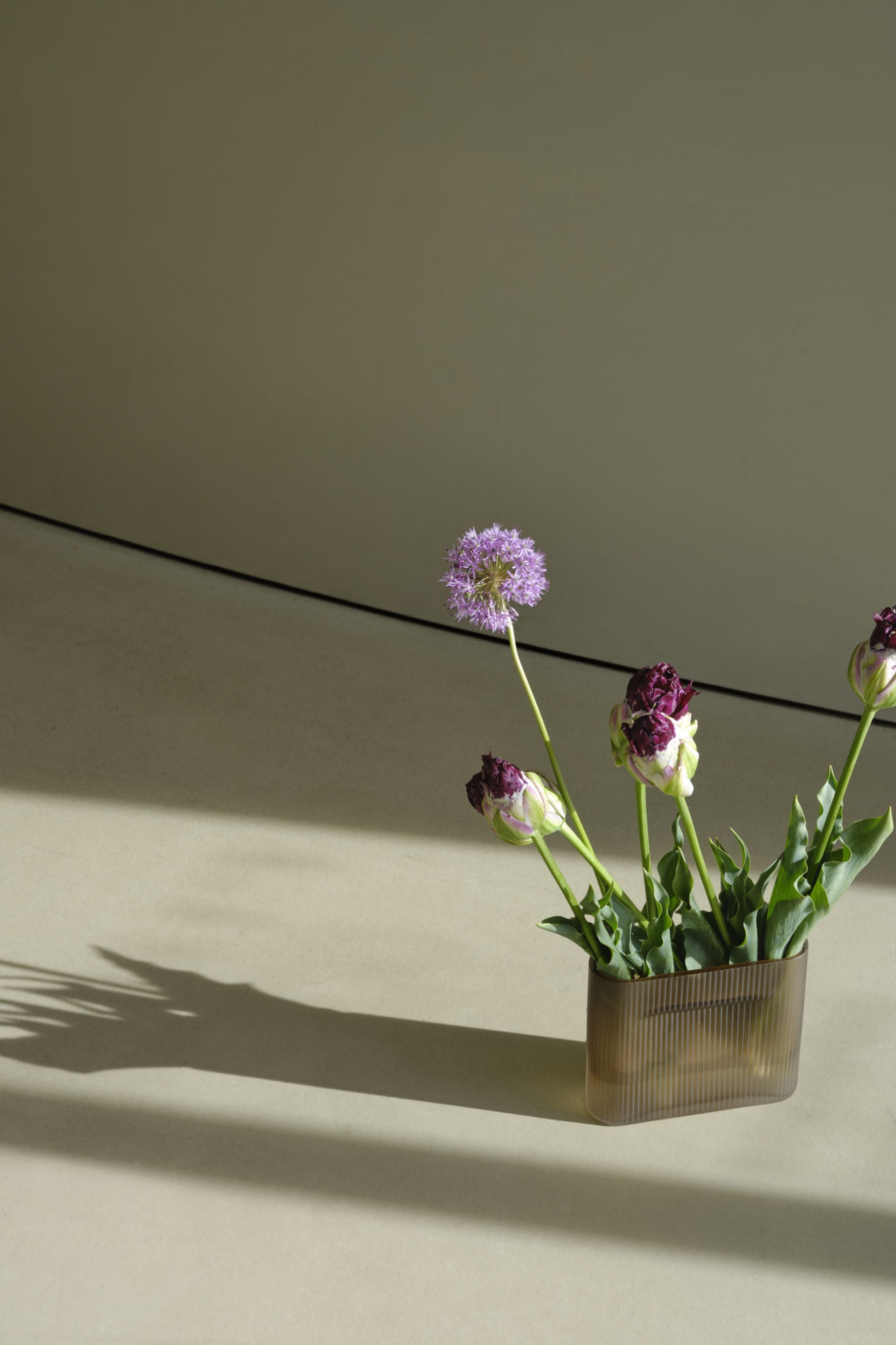 Ridge Vase Terracotta 16,5