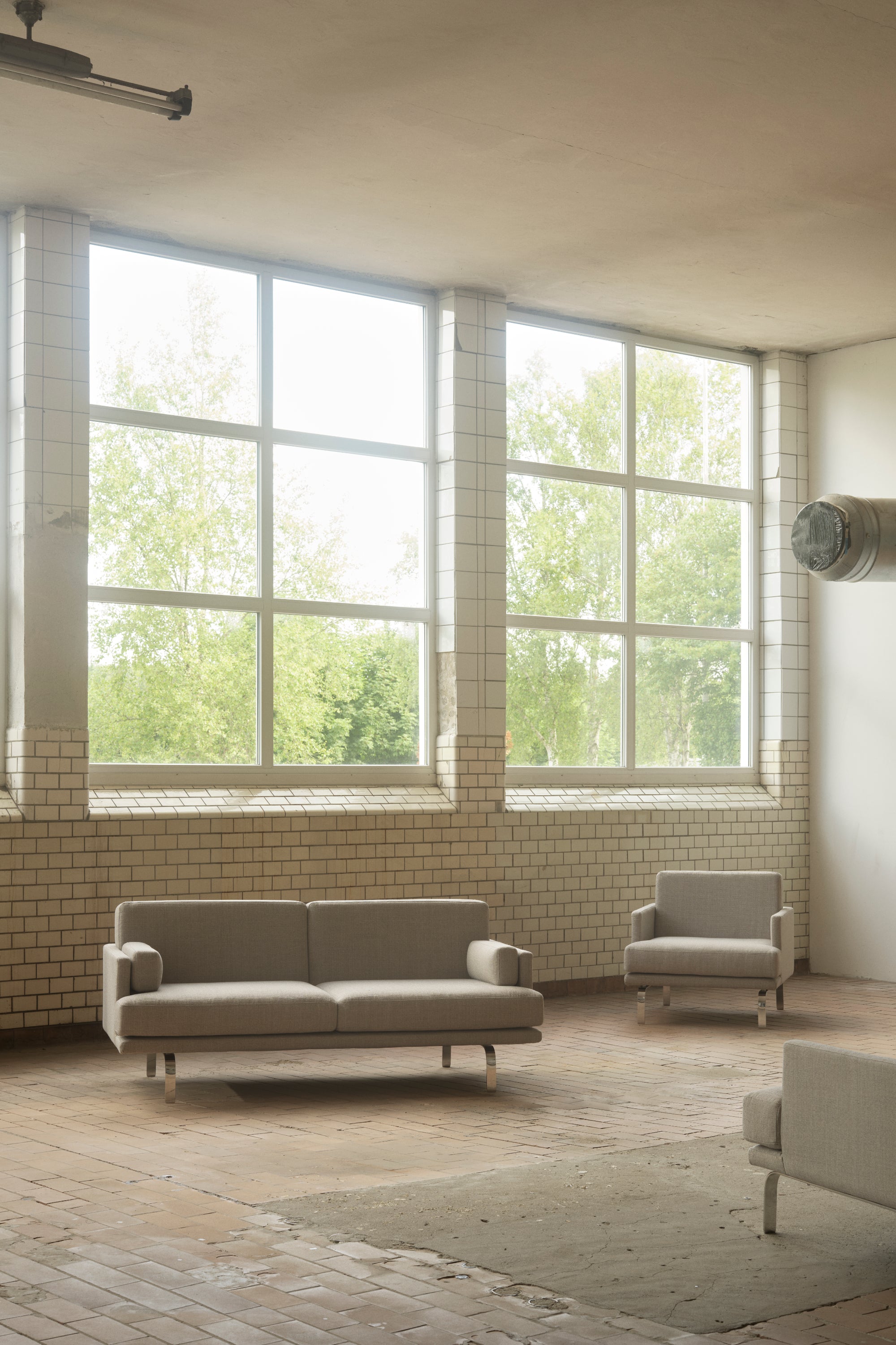 Ernest Sofa 2 Vega Sand Dune