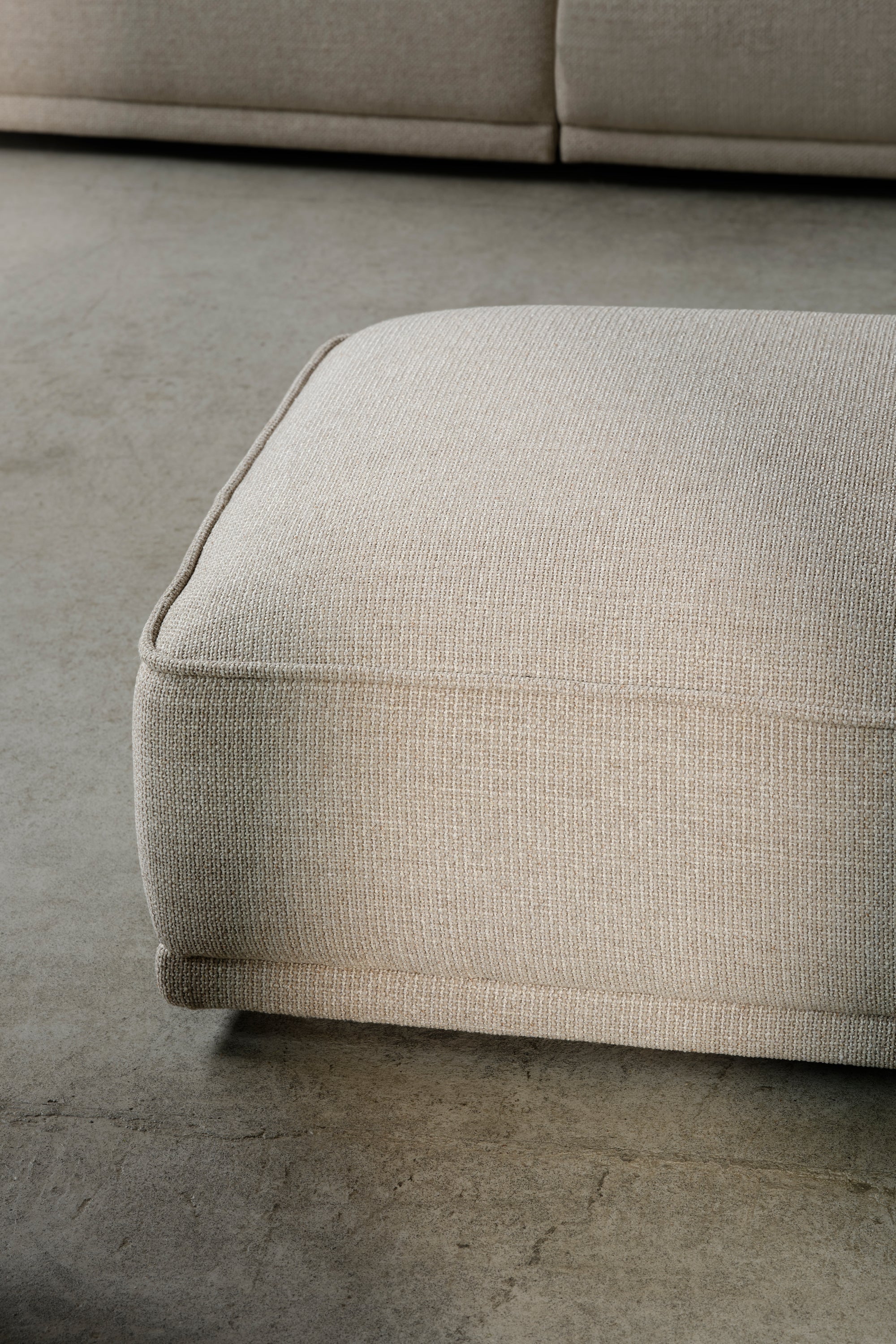 Leonora Nola Sand lábtartó