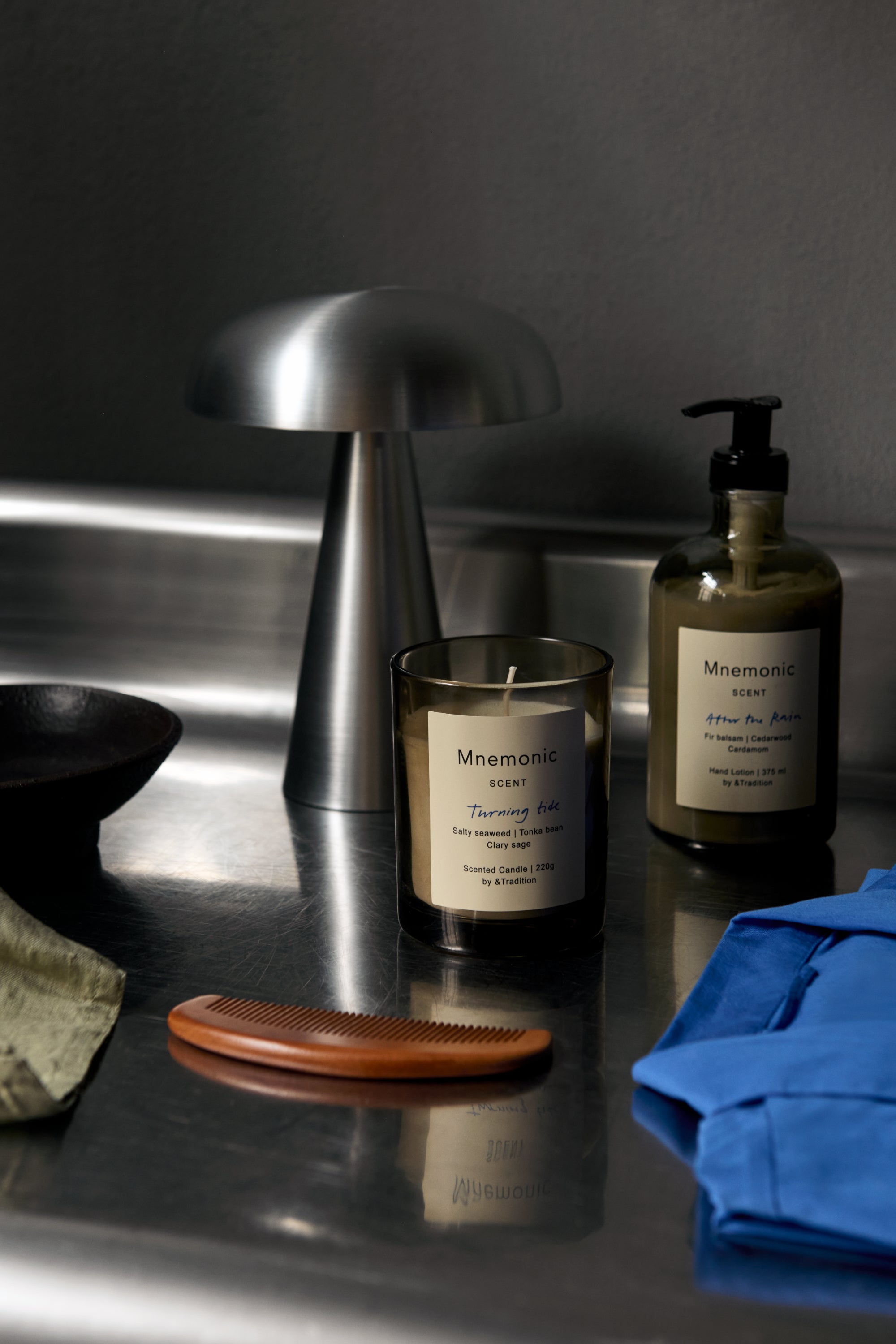 Mnemonic Into the Moor illatgyertya