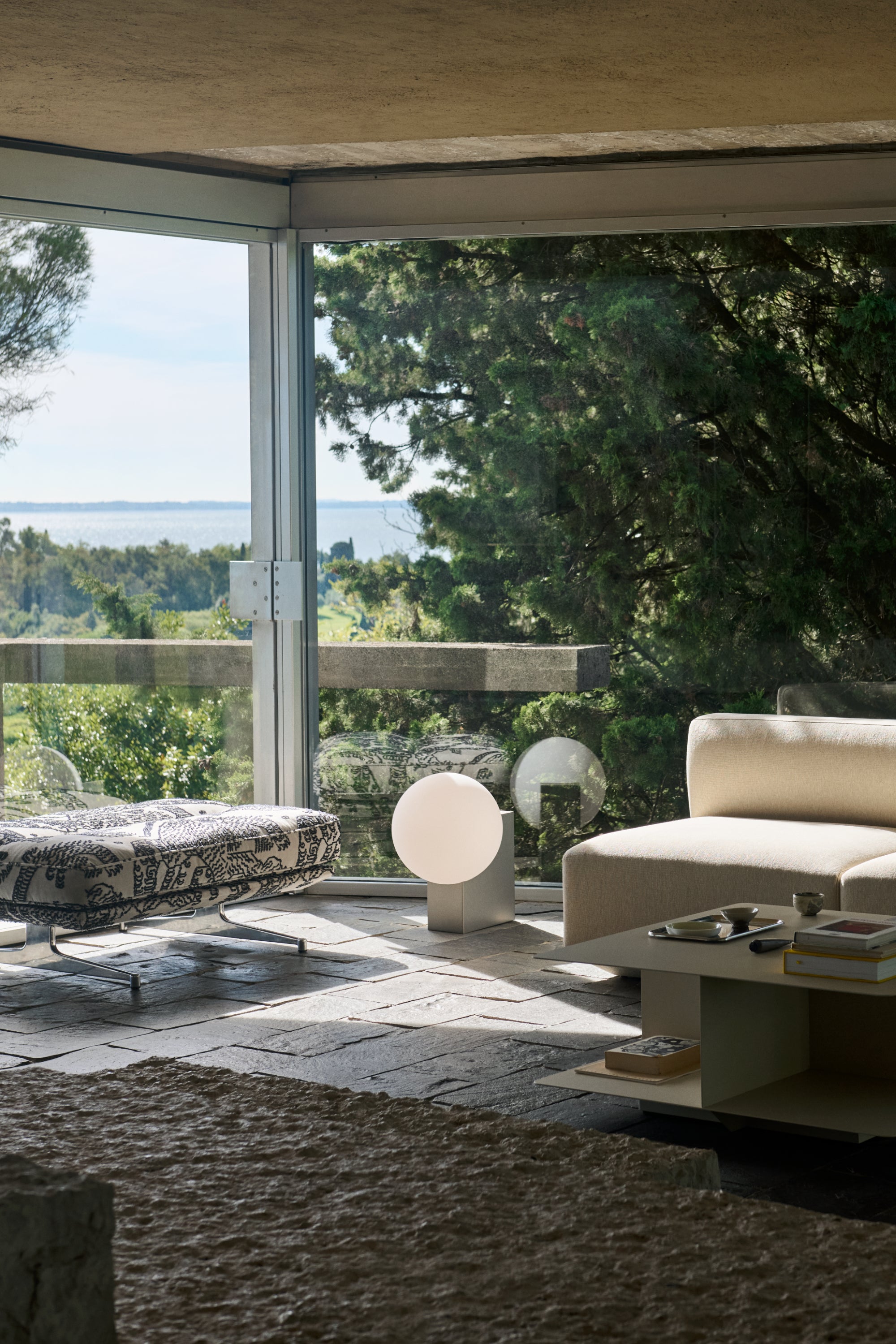 Journey SHY4 steel lamp