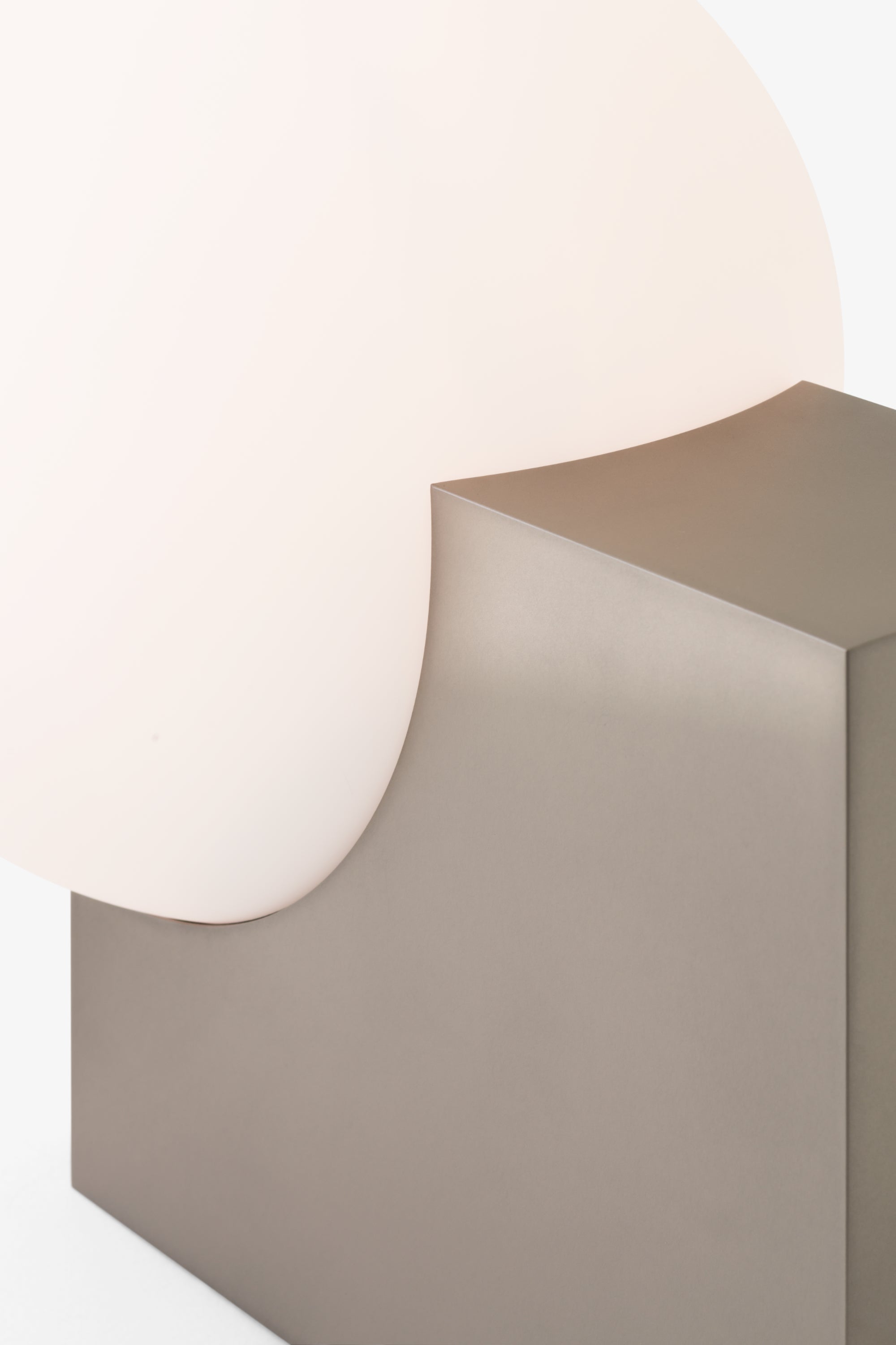 Journey SHY4 steel lamp