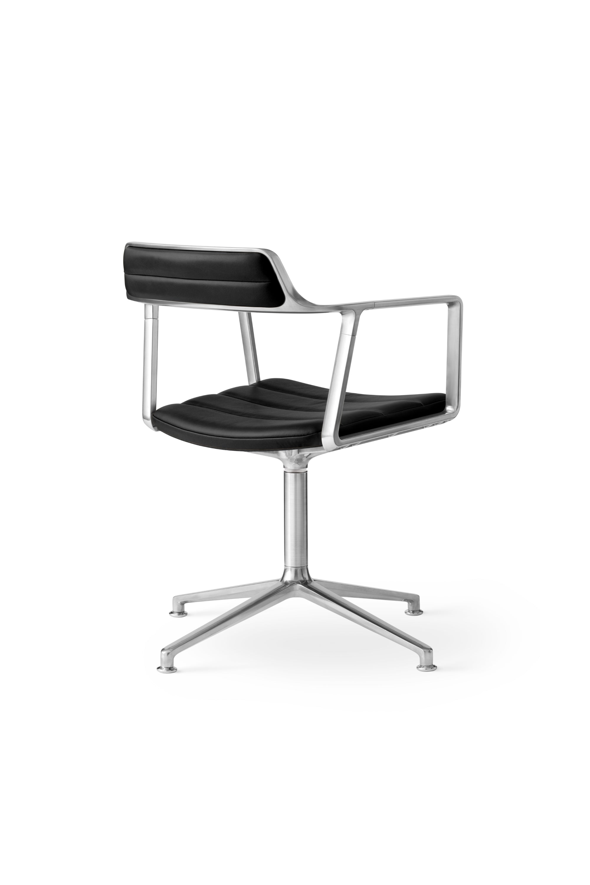 VIPP452 Swivel Chair Black