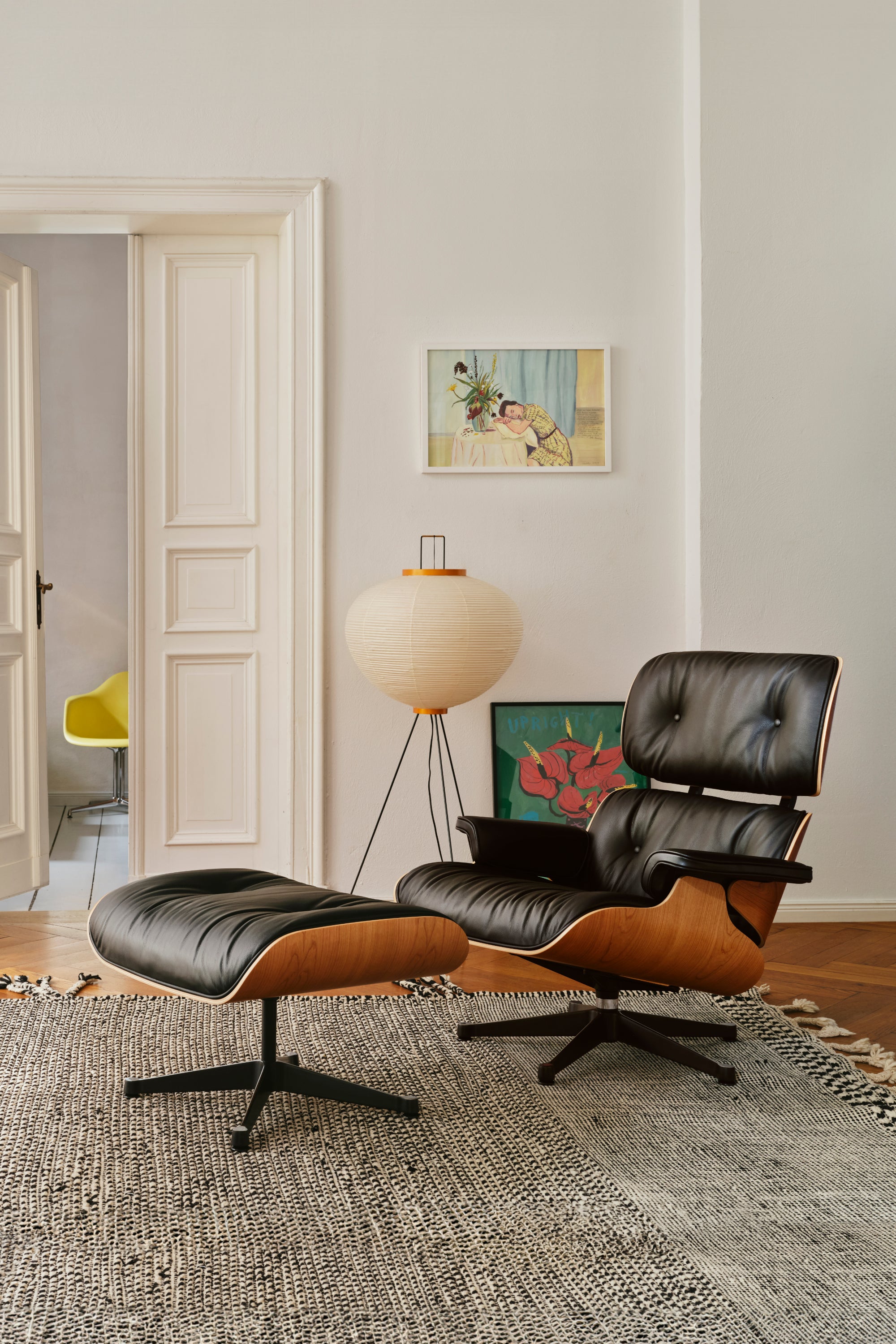 Eames Lounge Chair & Ottoman dió-csokoládé