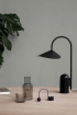 fermLIVING | Arum fekete asztali lámpa | Arum table lamp black | Home of Solinfo