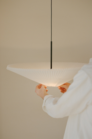 New Works | Nebra kicsi függeszték | Nebra Pendant Lamp small | Home of Solinfo