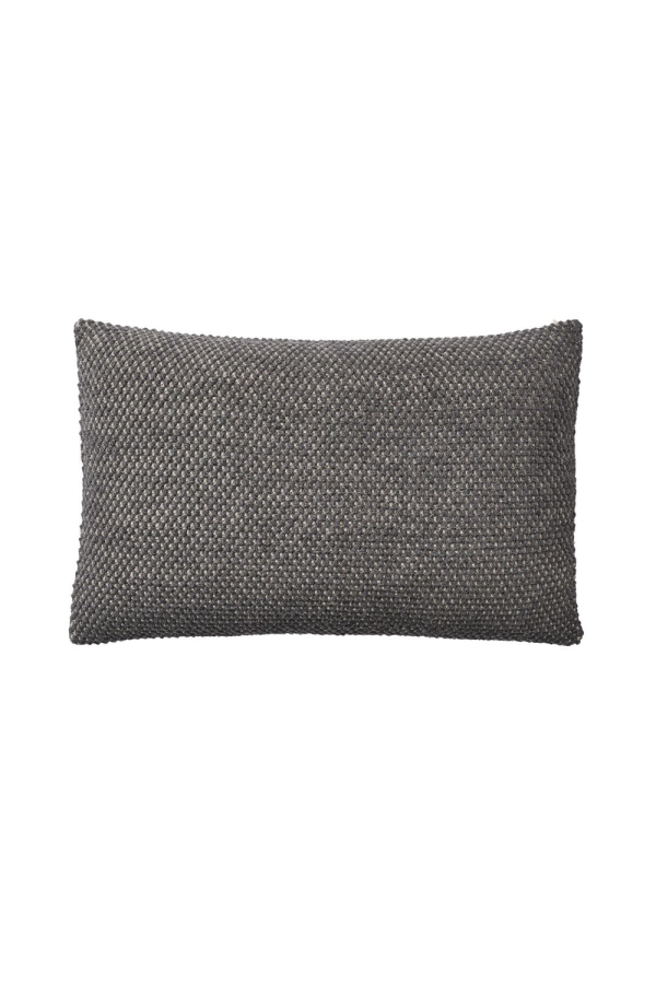 Muuto | Twine szürke párna | Twine cushion dark grey | Home of Solinfo