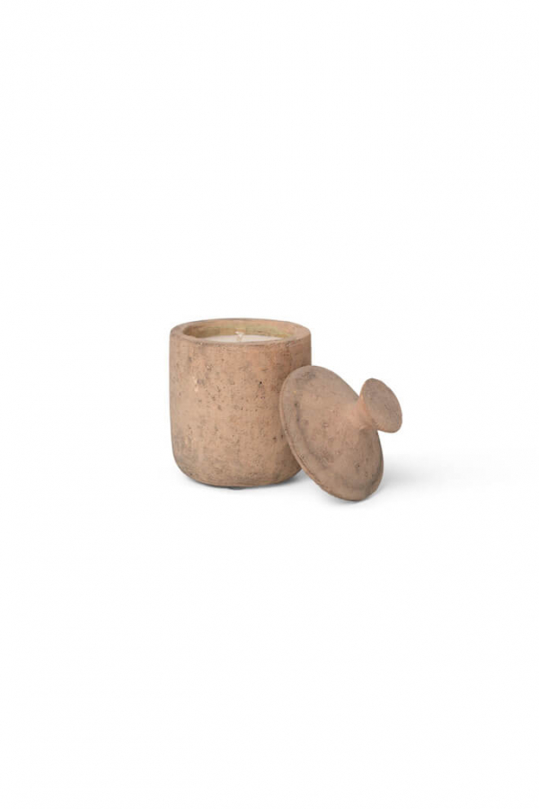 ferm LIVING | Ura Pale Sienna illatosított gyertya  |Ura Scented Candle Pale Sienna | Home of Solinfo