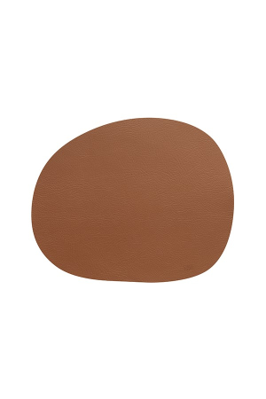 Aida | RAW barna bőr alátét| RAW - buffalo placemat cinnamon brown 95% recycled leather  | Home of Solinfo