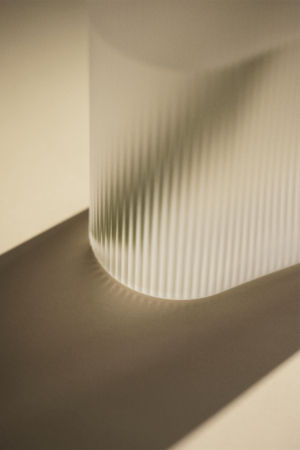 Ridge fehér üveg váza 16,5 cm