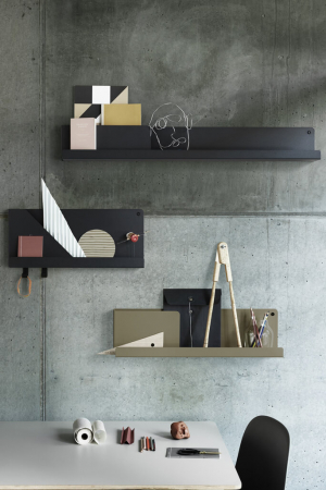Muuto | Folded szürke polc 63 x 16,5 cm | Folded grey shelves 63 x 16,5 cm | Home of Solinfo