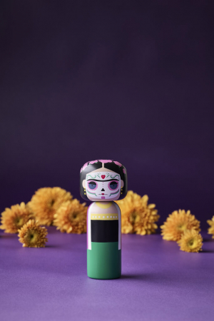 Lucie Kaas |Frida Kahlo limitált kiadás | Frida Limited Kokeshi doll | Home of Solinfo