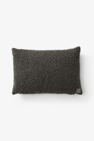 andtradition | Collect SC48 buklé párna, Moss |Collect Cushion SC48, Moss/Soft Boucle | Home of Solinfo