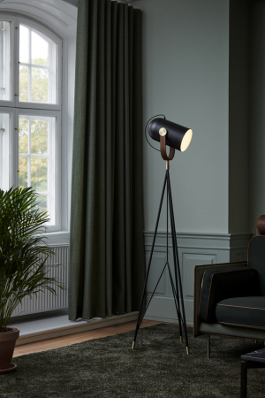 Le Klint | Carronade magas állólámpa | Carronade Floor Lamp High | Home of Solinfo
